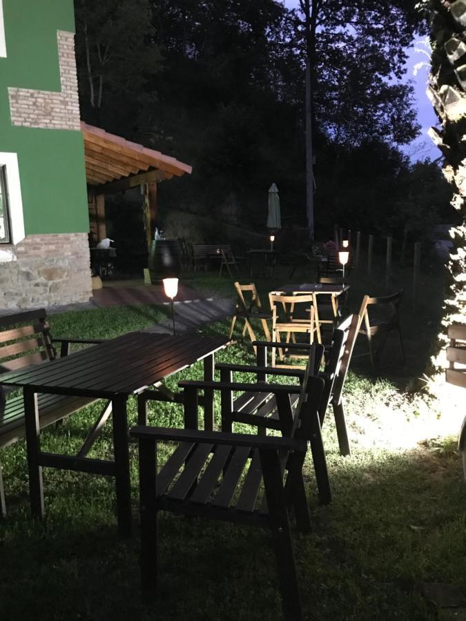 Hotel Penacabrera 1 Santolaya de Cabranes Eksteriør bilde